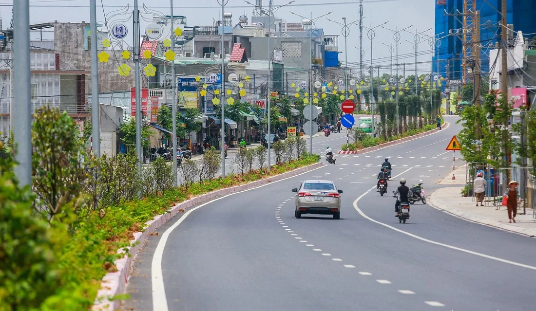 đoạn đường thống nhất hay được gọi là đại lộ đông tây nối từ quốc lộ 1k ra phường bình thắng dĩ an mới hoàn thiện xong